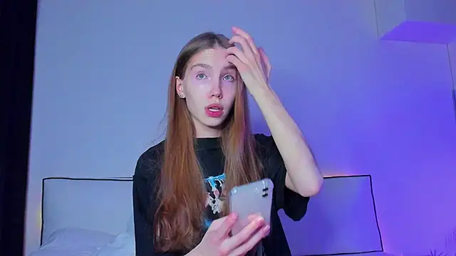 haileyishere online show from March 18, 2025, 7:42 pm