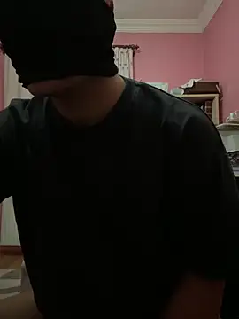 Konstanzbr00 online show from April 5, 2026, 9:45 pm