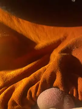 Flouflolutin online show from November 11, 2025, 5:18 am