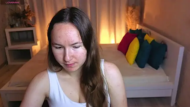 Little doll meow online show from September 20, 2025, 3:07 am