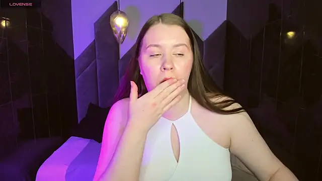 Snapshot of ShedarBrooks chatting on February 21, 2025, 9:02 am ShedarBrooks online show from February 21, 2025, 9:02 am