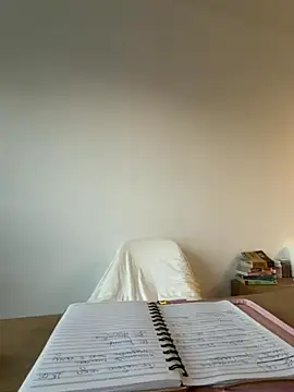 Snapshot of streetdoll chatting on October 11, 2025, 6:45 am streetdoll online show from October 11, 2025, 6:45 am