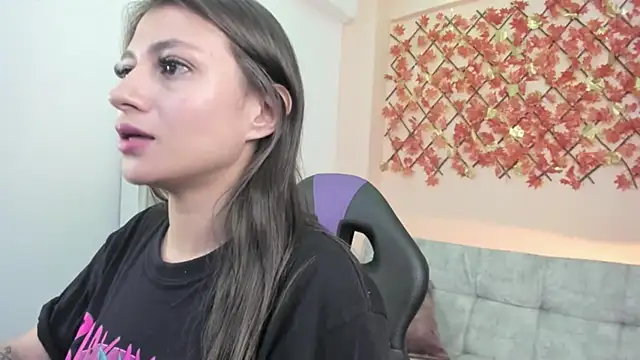 Sweet Candies online show from February 12, 2025, 3:18 am