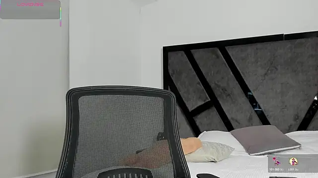 CamilaPreston online show from April 15, 2026, 5:36 am