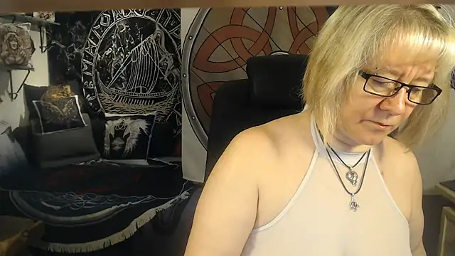 TittenMichelle online show from February 27, 2025, 7:44 am