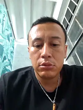 andresbigcock9 online show from April 20, 2026, 10:40 am