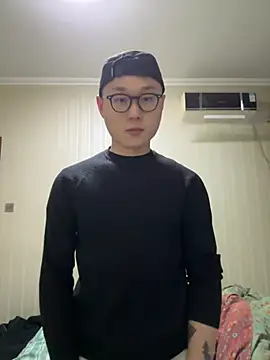 Snapshot of Eric246 chatting on February 23, 2026, 3:53 pm Eric246 online show from February 23, 2026, 3:53 pm