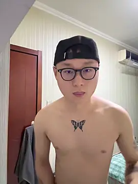 Snapshot of Eric246 chatting on March 6, 2026, 3:30 pm Eric246 online show from March 6, 2026, 3:30 pm