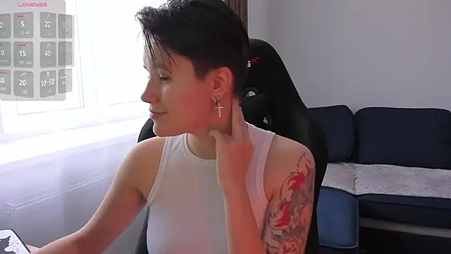 Snapshot of JessieFlower chatting on November 30, 2025, 8:40 am JessieFlower online show from November 30, 2025, 8:40 am