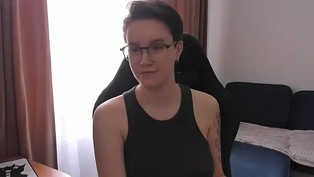 Snapshot of JessieFlower chatting on May 9, 2026, 7:46 am JessieFlower online show from May 9, 2026, 7:46 am