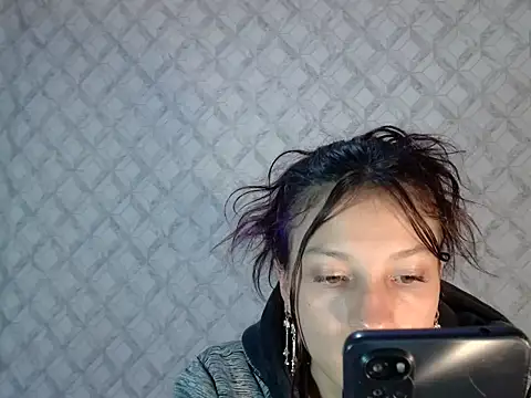 Emma-Wilson online show from March 31, 2026, 12:05 pm