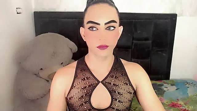 Michell Queen online show from October 17, 2025, 4:48 am