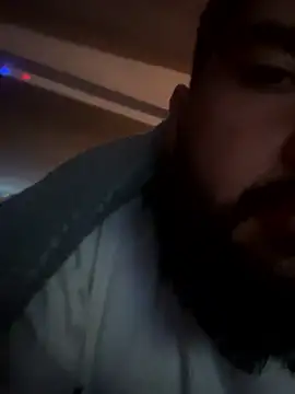 bigdickgio6923 online show from January 11, 2026, 1:38 pm