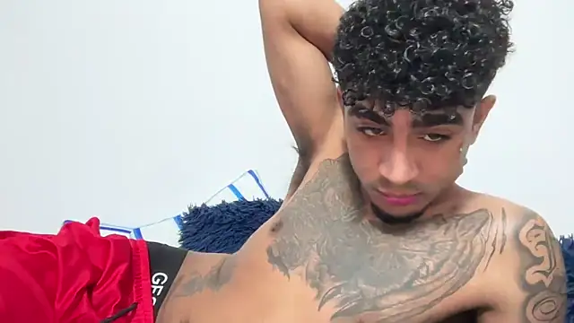 dominic brandd23 online show from October 19, 2025, 12:28 pm