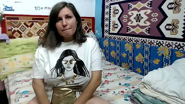 Snapshot of AdelineBlueEyes chatting on October 12, 2025, 9:52 am AdelineBlueEyes online show from October 12, 2025, 9:52 am