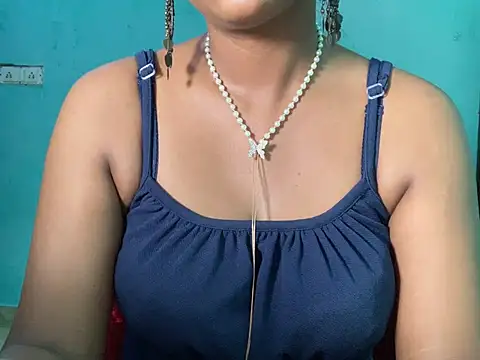 Snapshot of Sexy_trisha__7 chatting on July 6, 2026, 9:28 am Sexy trisha 7 online show from July 6, 2026, 9:28 am