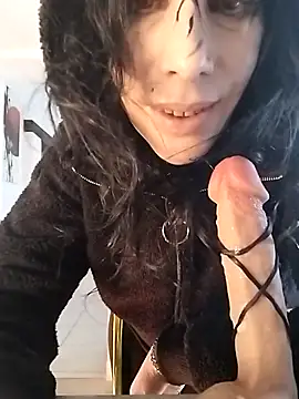 freyamoret online show from March 8, 2025, 3:02 pm