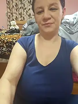 KristenVega online show from December 20, 2024, 1:11 pm