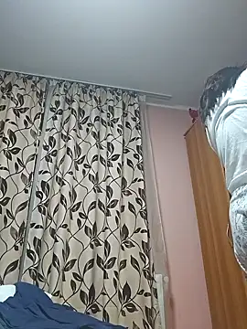 KristenVega online show from February 4, 2025, 7:11 pm