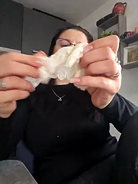 KristenVega online show from February 19, 2026, 12:34 pm