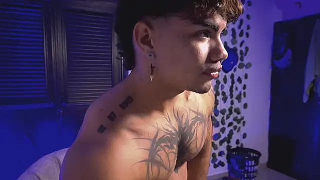 Young laroi online show from March 9, 2025, 5:00 am