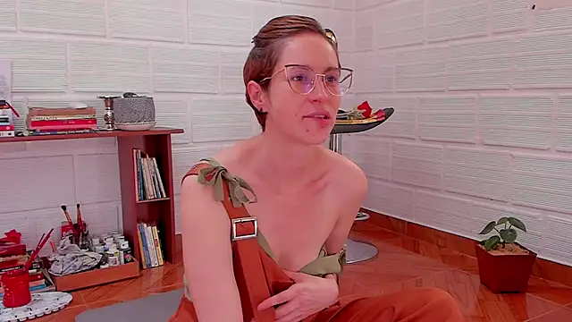 cuddlingbunny online show from January 18, 2025, 3:59 pm