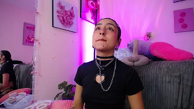 MaveParks  online show from March 25, 2026, 11:49 am