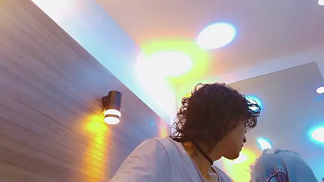 Sr BonnyEthan online show from March 19, 2026, 12:53 pm