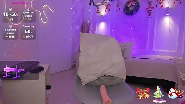 Snapshot of NastassjaCandy chatting on December 15, 2024, 8:36 pm NastassjaCandy online show from December 15, 2024, 8:36 pm