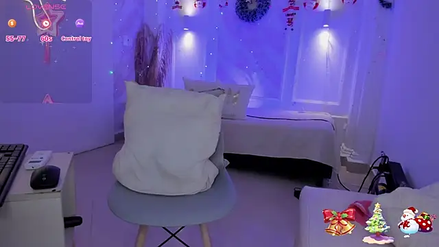 Snapshot of NastassjaCandy chatting on December 16, 2024, 10:45 pm NastassjaCandy online show from December 16, 2024, 10:45 pm