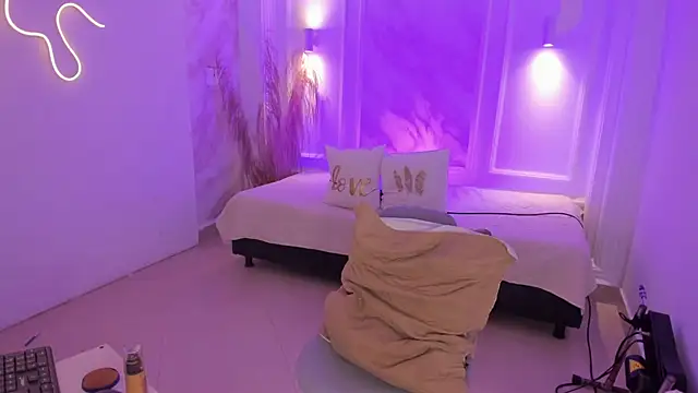 Snapshot of NastassjaCandy chatting on February 4, 2025, 7:11 pm NastassjaCandy online show from February 4, 2025, 7:11 pm