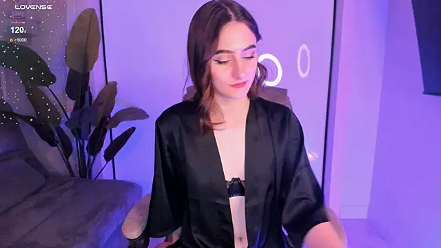 Snapshot of helen_ramsay chatting on December 10, 2024, 8:38 pm helen ramsay online show from December 10, 2024, 8:38 pm