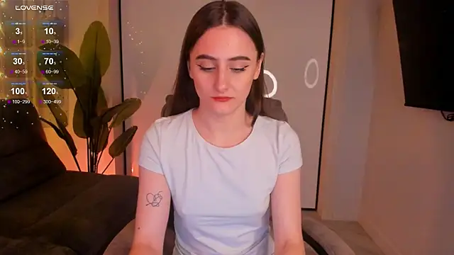 Snapshot of helen_ramsay chatting on January 14, 2025, 11:37 pm helen ramsay online show from January 14, 2025, 11:37 pm