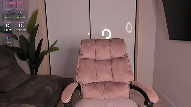 Snapshot of helen_ramsay chatting on March 19, 2025, 4:13 pm helen ramsay online show from March 19, 2025, 4:13 pm