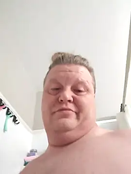 Snapshot of jrsexy83 chatting on December 4, 2024, 3:10 pm jrsexy83 online show from December 4, 2024, 3:10 pm