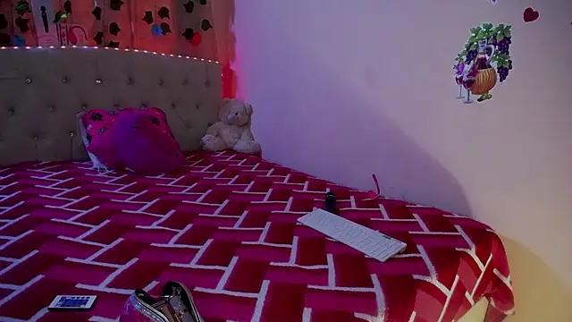 Snapshot of ashlei_ chatting on December 8, 2024, 4:07 pm ashlei online show from December 8, 2024, 4:07 pm