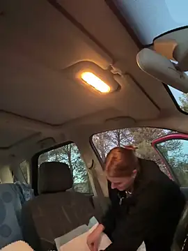 selenaluvv online show from January 13, 2025, 5:33 pm