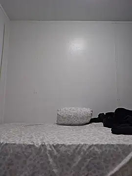 Edw95S online show from May 30, 2026, 5:26 am