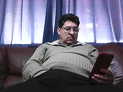 Snapshot of karatecobrakay2012 chatting on July 27, 2026, 11:17 am karatecobrakay2012 online show from July 27, 2026, 11:17 am