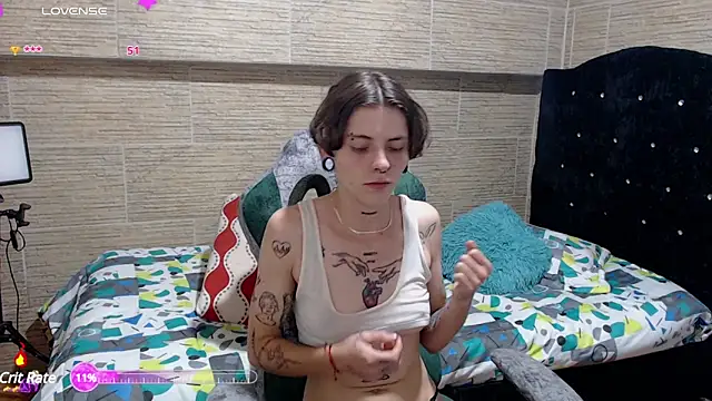 pretty cristal69 online show from December 18, 2024, 6:32 am