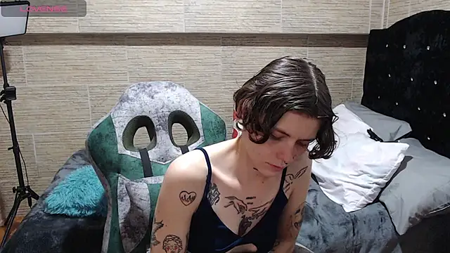 pretty cristal69 online show from February 28, 2025, 4:21 am