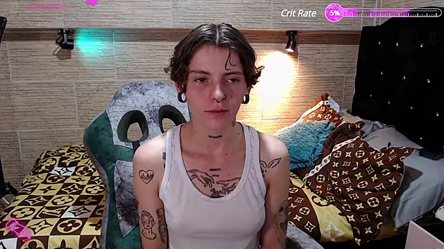 pretty cristal69 online show from March 9, 2025, 3:54 am