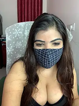 Snapshot of Fantastic_ruby chatting on March 20, 2025, 7:57 pm Fantastic ruby online show from March 20, 2025, 7:57 pm