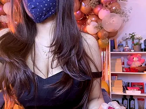 Snapshot of Fantastic_ruby chatting on January 5, 2026, 6:33 pm Fantastic ruby online show from January 5, 2026, 6:33 pm