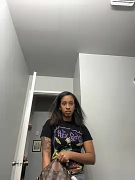 Your Paris online show from January 31, 2025, 7:08 pm