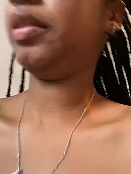 Your Paris online show from February 14, 2025, 9:53 pm