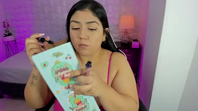 iris torrez  online show from May 26, 2026, 12:23 pm