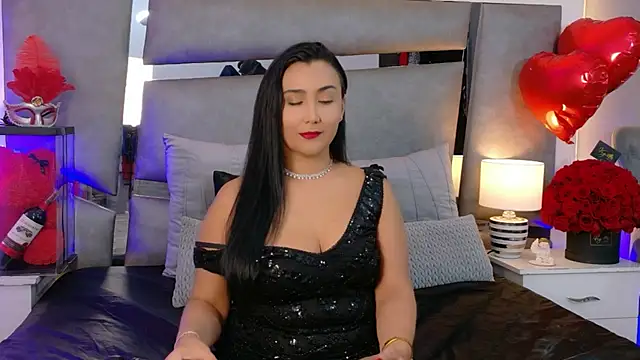 Evangeline Taylorr online show from September 25, 2025, 6:00 pm