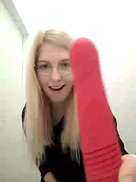 Snapshot of Amitiel_Angel chatting on December 1, 2024, 4:29 pm Amitiel Angel online show from December 1, 2024, 4:29 pm