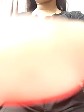 MohiniHott online show from December 23, 2025, 6:11 am